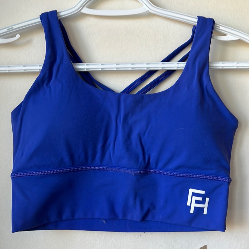 First health performance sports bra